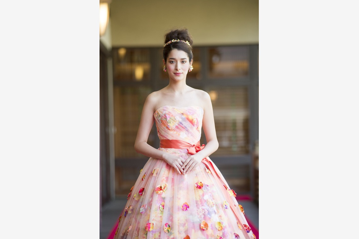 Album of the Wedding, Bridal taken by En-no - Wedding Dresses