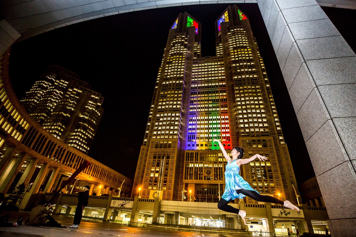 踊るカメラマンAKIRAが撮影した「ダンサーと夜景・イルミネーション」の写真