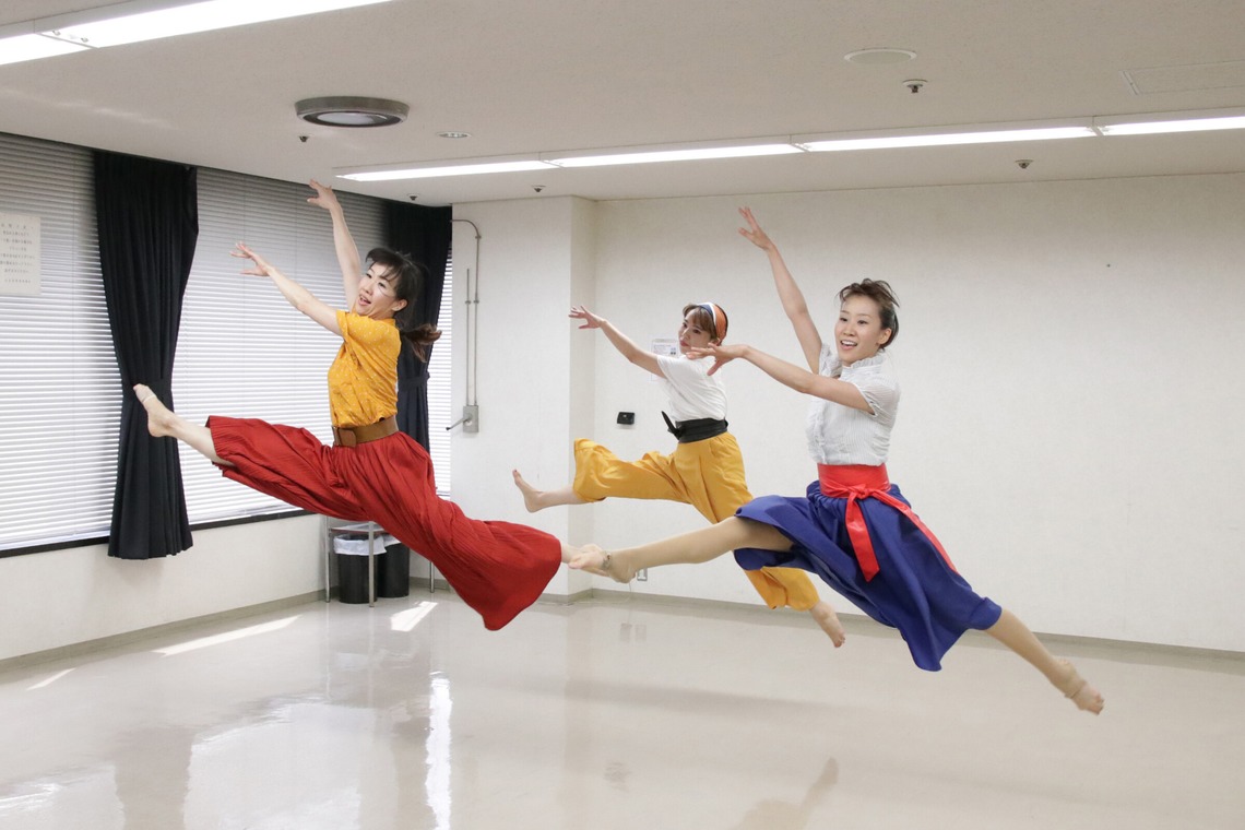 イトウ　ノブミチが撮影した写真のアルバム「イベント・ライブ・ダンス」