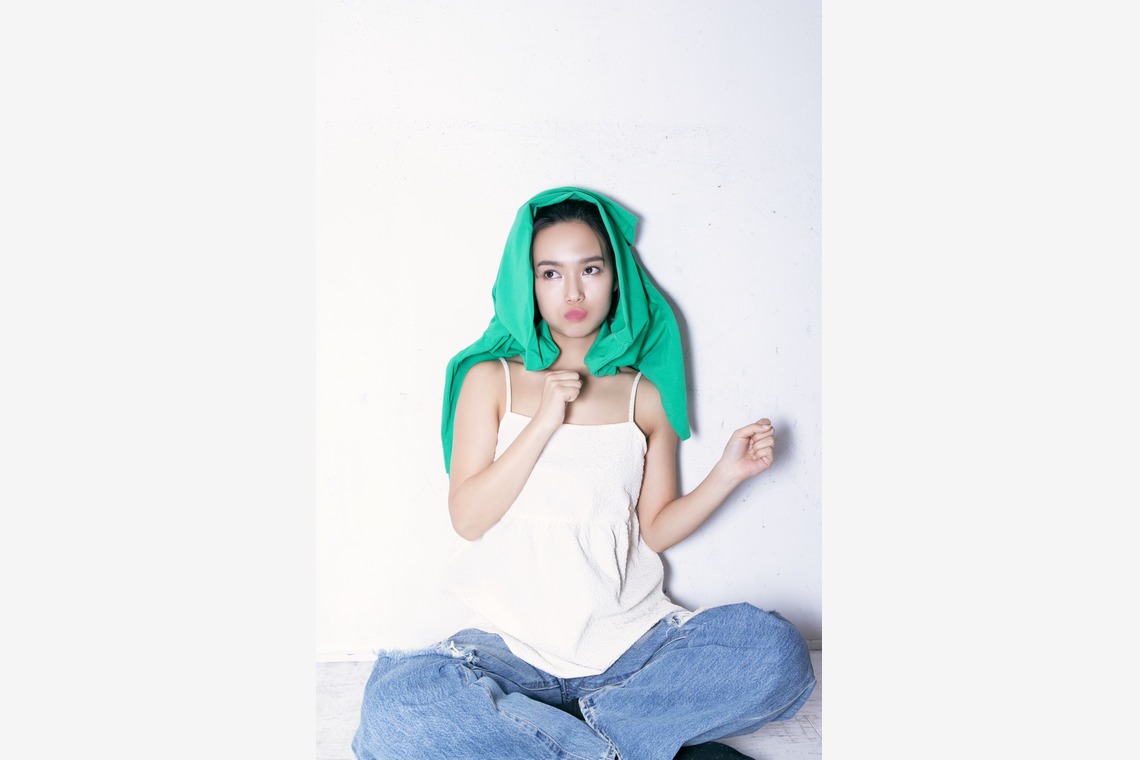 沖谷茉莉亜が撮影した写真のアルバム「宣材写真」