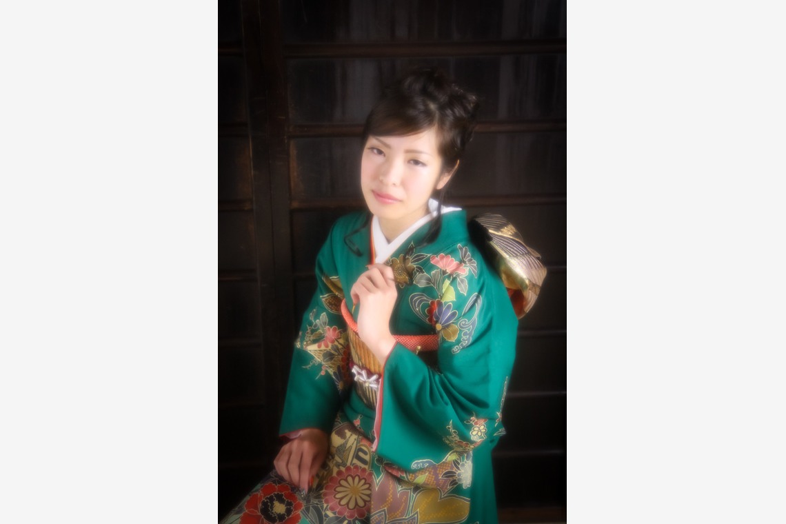 スマイルハンターが出張撮影した家族写真(キッズ,ベビーフォト)などが写った「成人式フォト」の家族写真