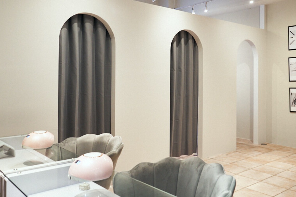 坂元寿行が撮影した写真のアルバム「ビューティサロンの撮影」