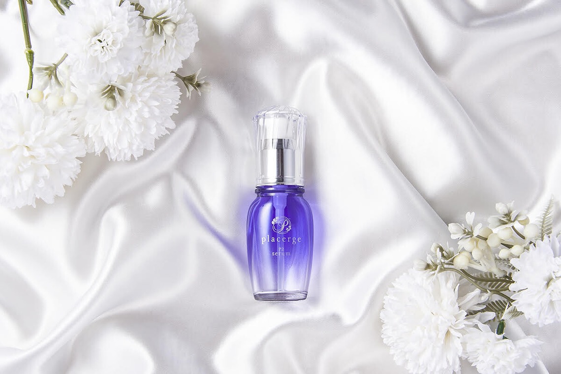 株式会社エスオーエスカンパニーが撮影した「化粧品イメージ撮影」の写真