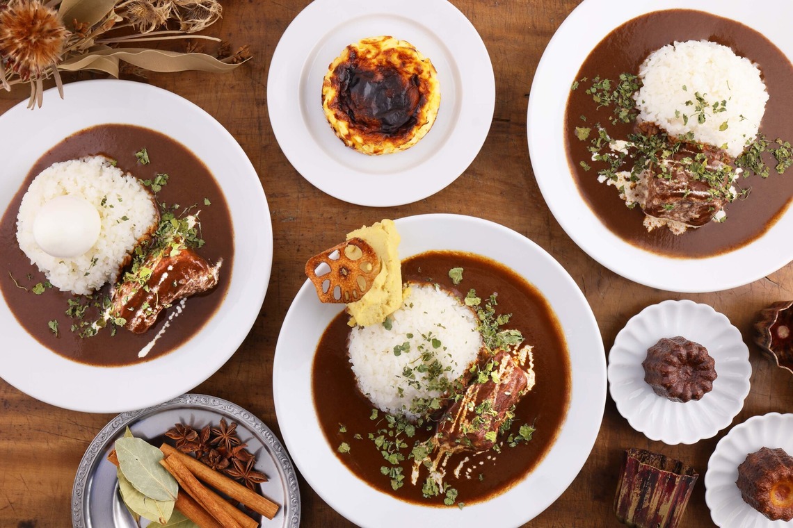 森安　照が撮影した写真のアルバム「タイ・エスニック料理」