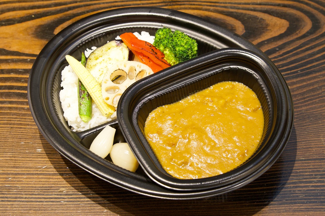 樋上　将太が撮影した写真のアルバム「牛すじカレー専門店　もんま食堂」