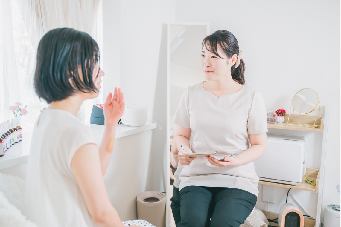 出張撮影 中村まみこが撮影した「プライベートサロン施術風景」の写真