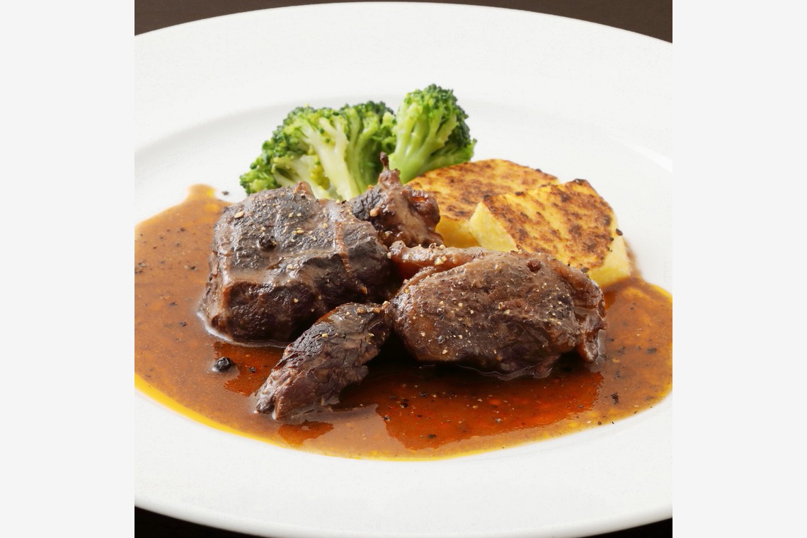 森安　照が撮影した写真のアルバム「ステーキ」