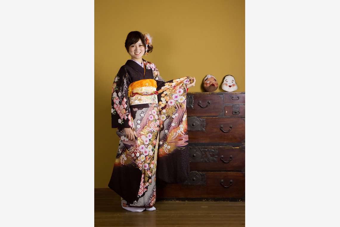 スマイルハンターが出張撮影した家族写真(キッズ,ベビーフォト)などが写った「成人式フォト」の家族写真