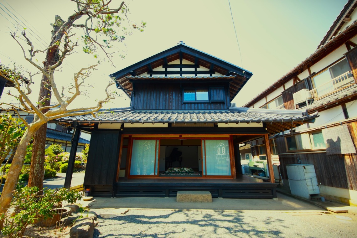 写真屋gonree　阿波根里恵が撮影した写真のアルバム「かえもん旅館」