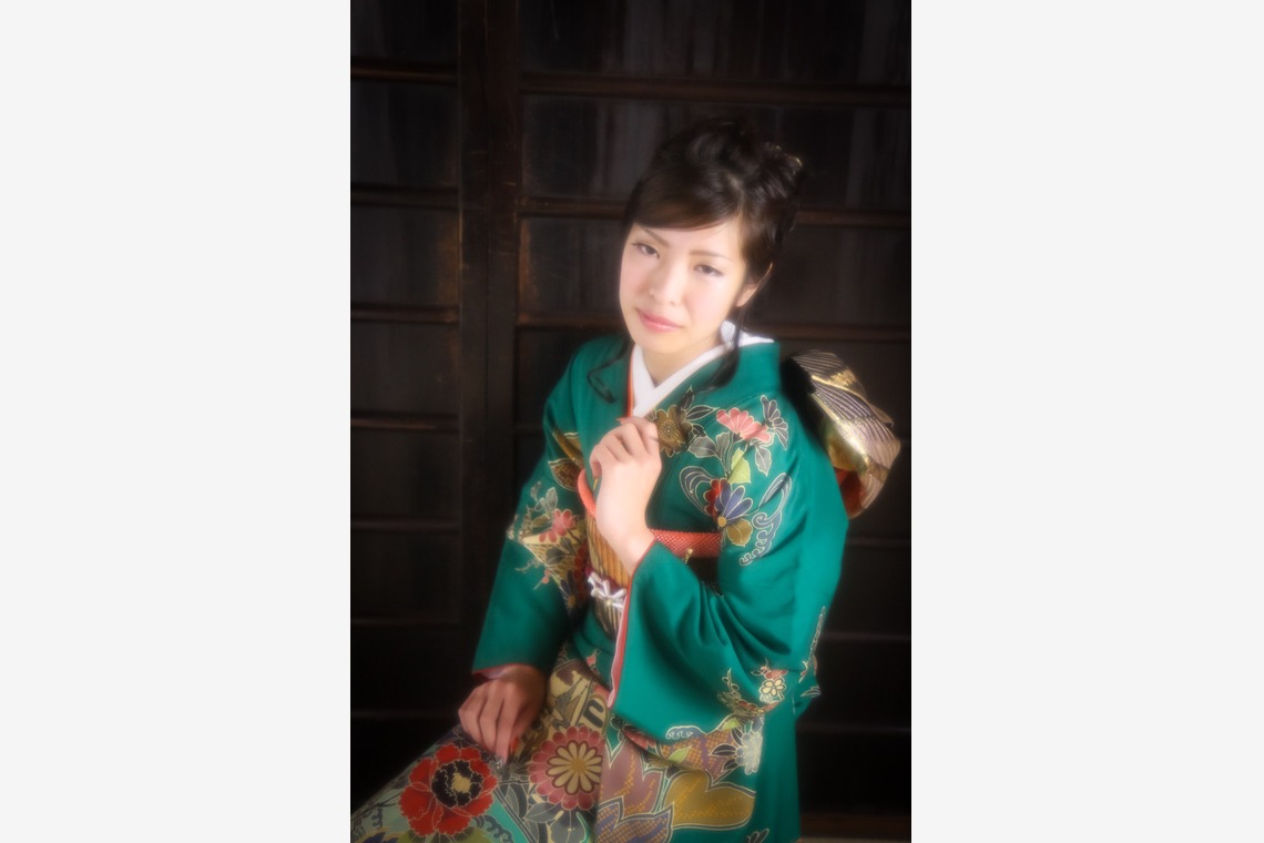 スマイルハンターが出張撮影した家族写真(キッズ,ベビーフォト)などが写った「成人式フォト」の家族写真