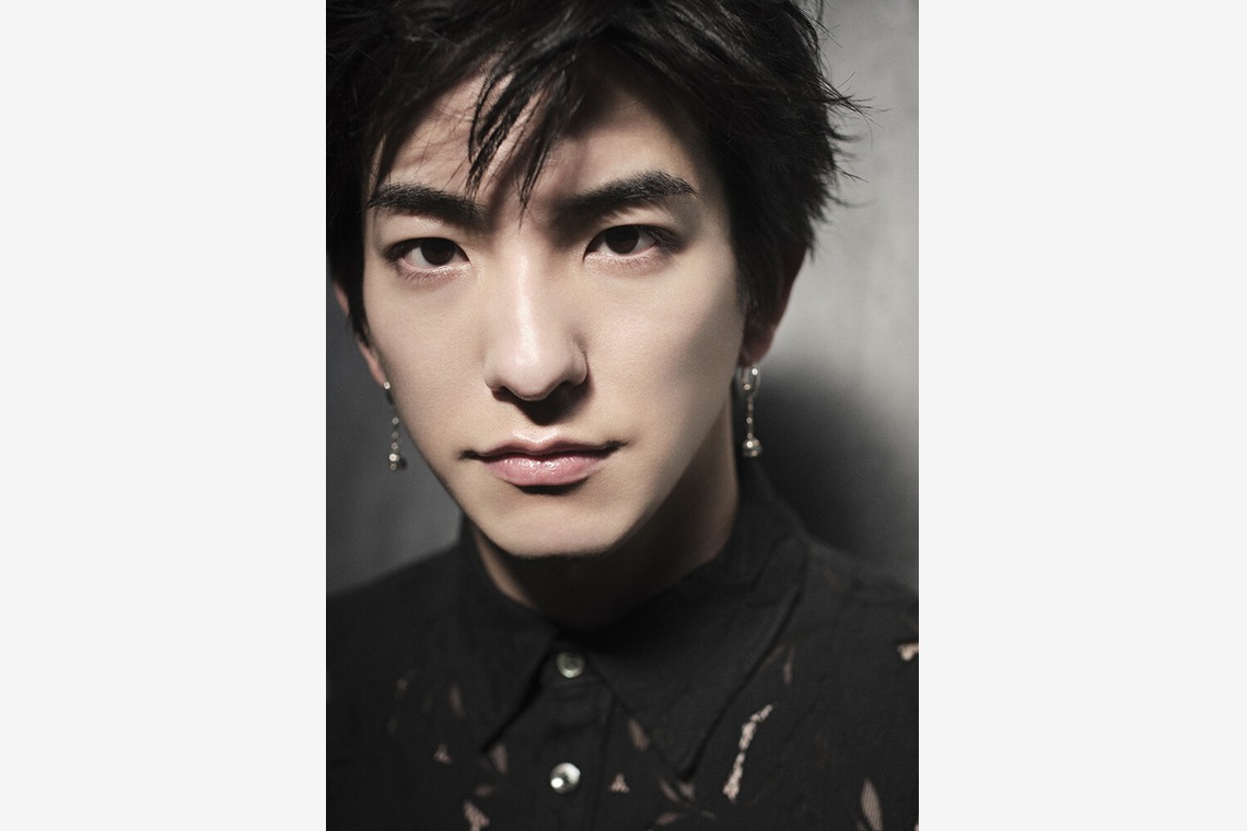 濱田茉里が撮影した写真のアルバム「ポートレート」