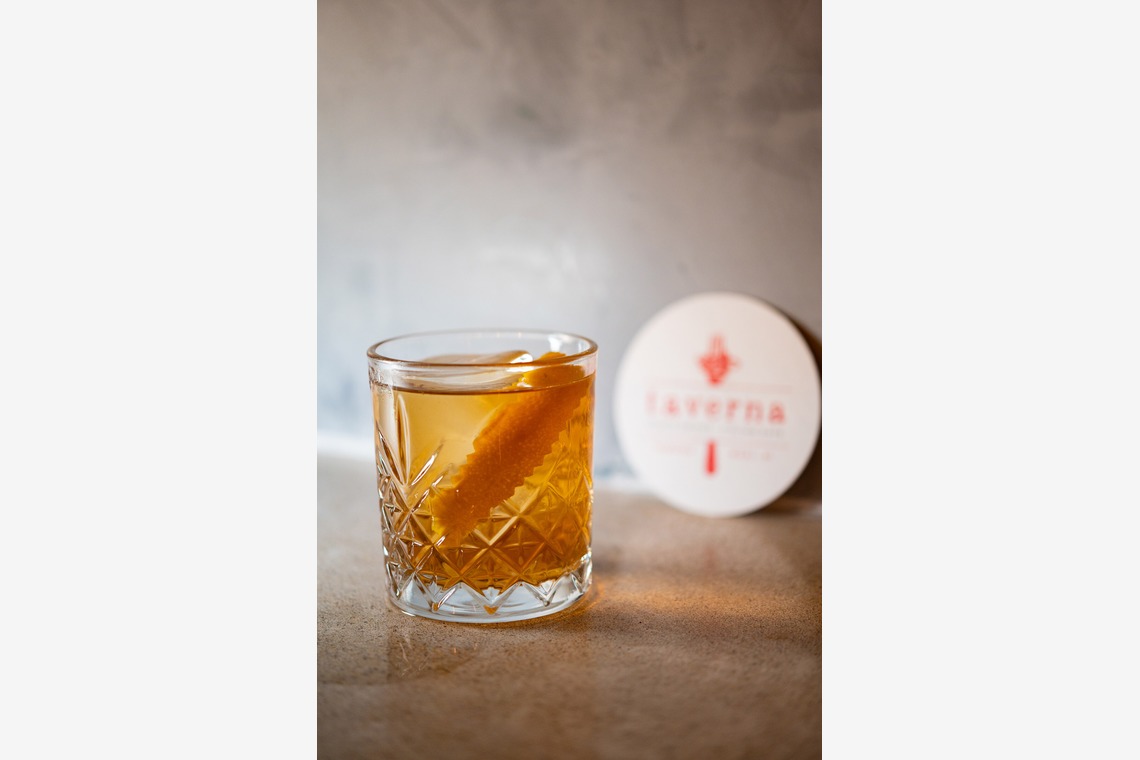 Willow Photoが撮影した写真のアルバム「taverna Maui フードフォト、スタッフと店舗撮影」