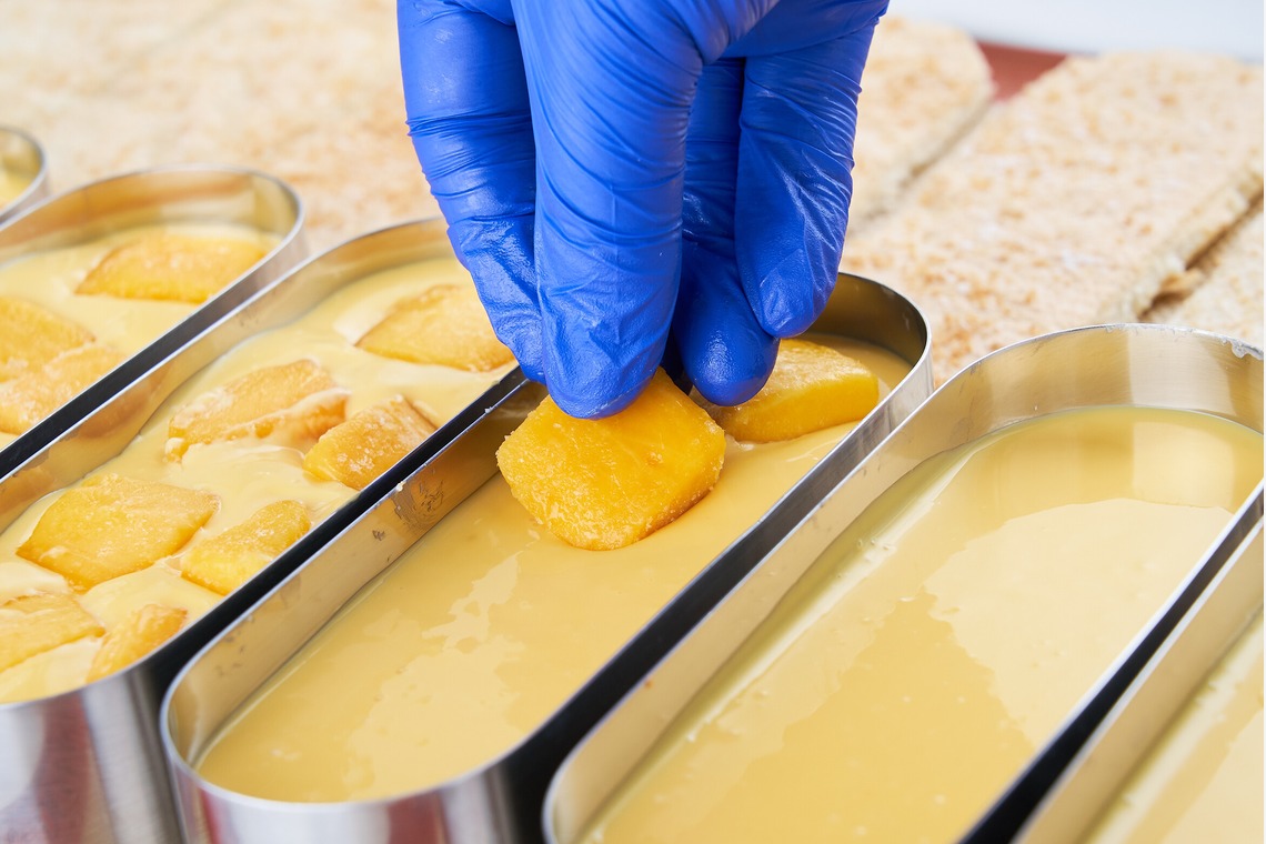 森田寫眞館が撮影した写真のアルバム「洋菓子」