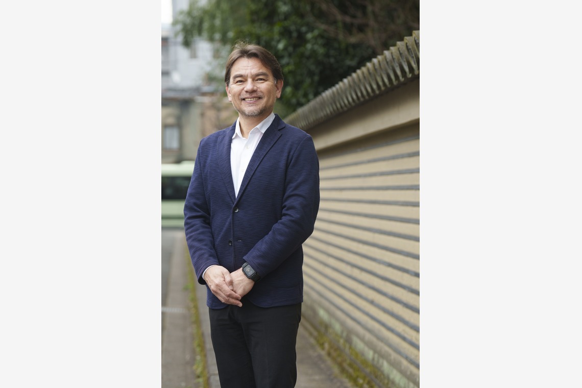 ノーザンスタジオが撮影した「京都の日常を背景としたプロフィール写真」の写真