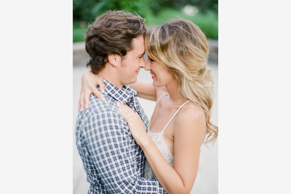 ナビー・ヌム・フォトグラフィーが撮影した「エンゲージメント・ポートフォリオ」の写真