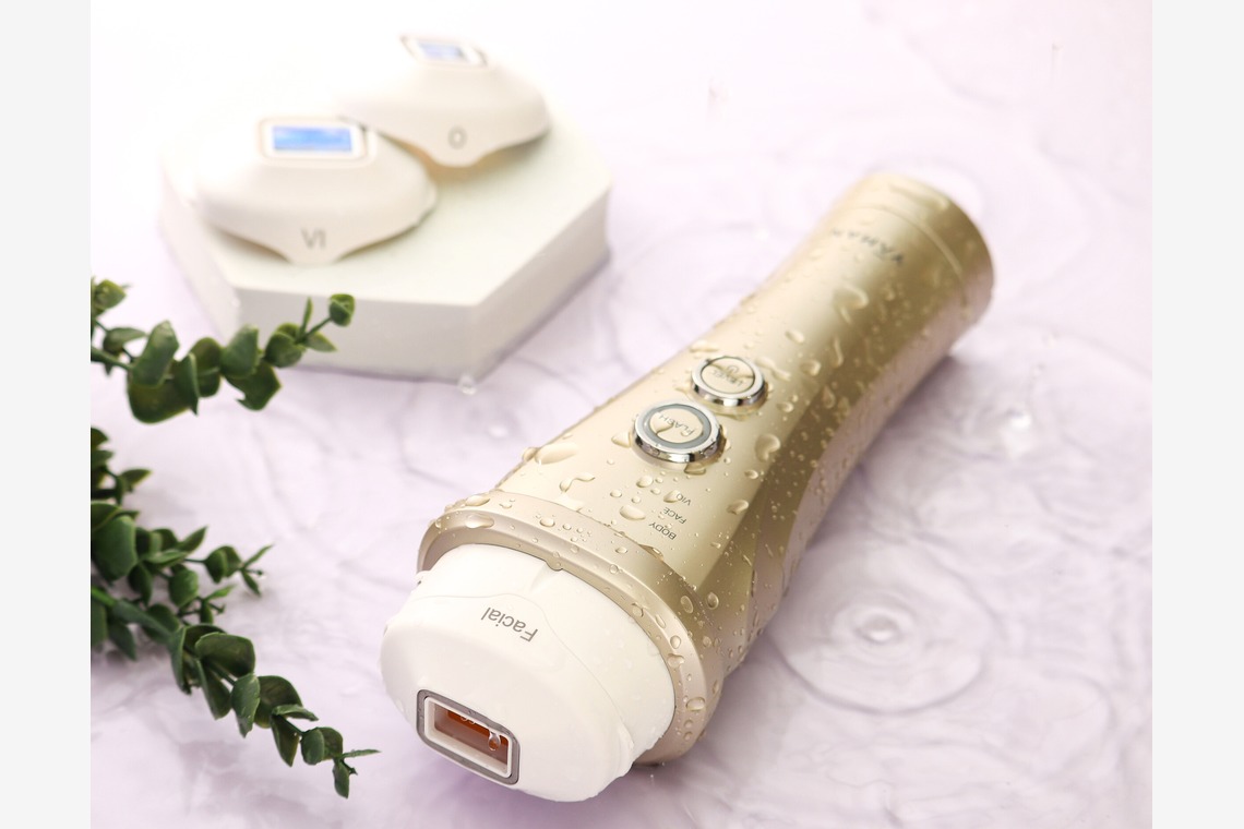 秋山諒輔が撮影した写真のアルバム「商品撮影」