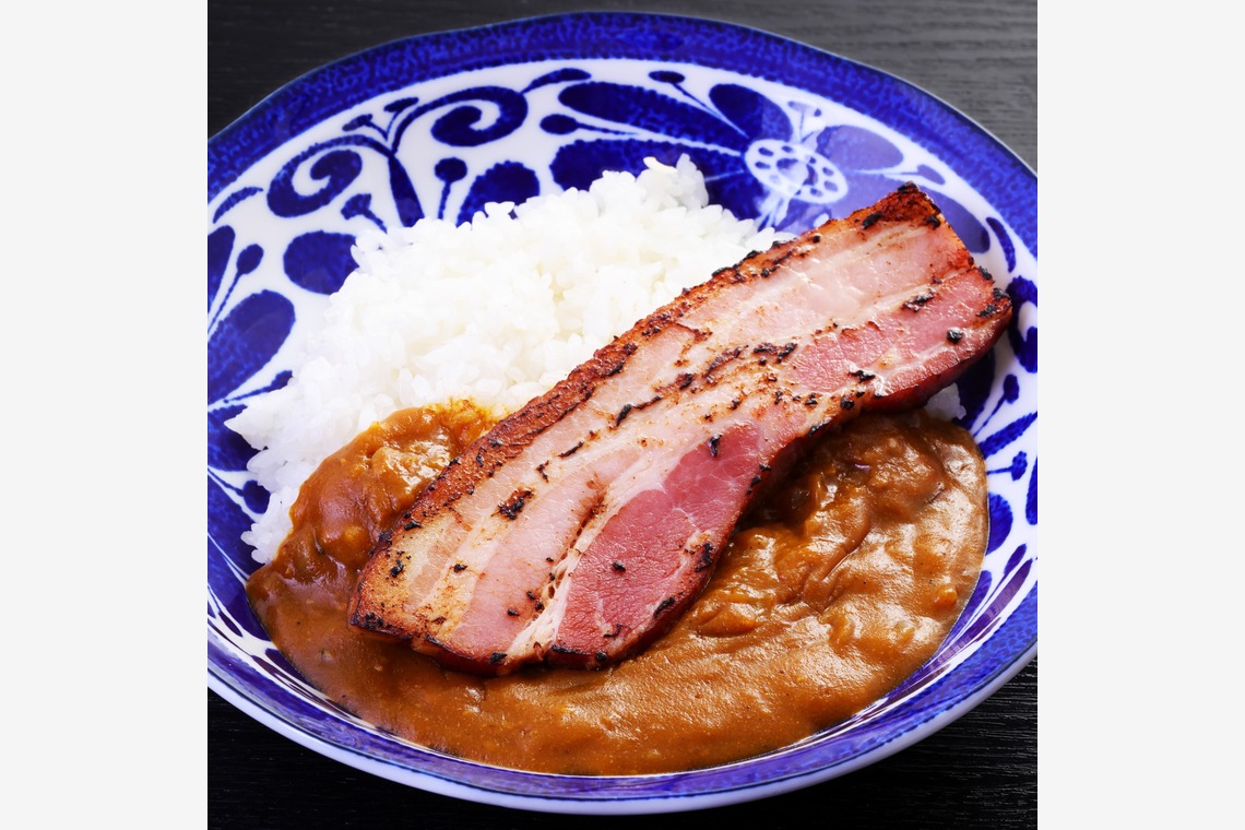 森安　照が撮影した「ステーキ・ステーキ弁当・カレー」の写真