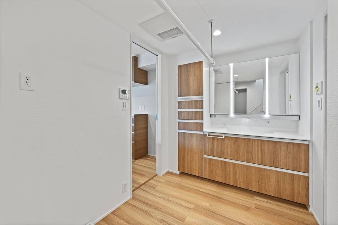 野口　恭平が撮影した写真のアルバム「不動産　一軒家　　新築」