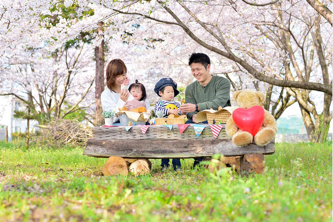 Design studio lumière（井上 敦仁）が撮影した写真のアルバム「みんなでお花見」