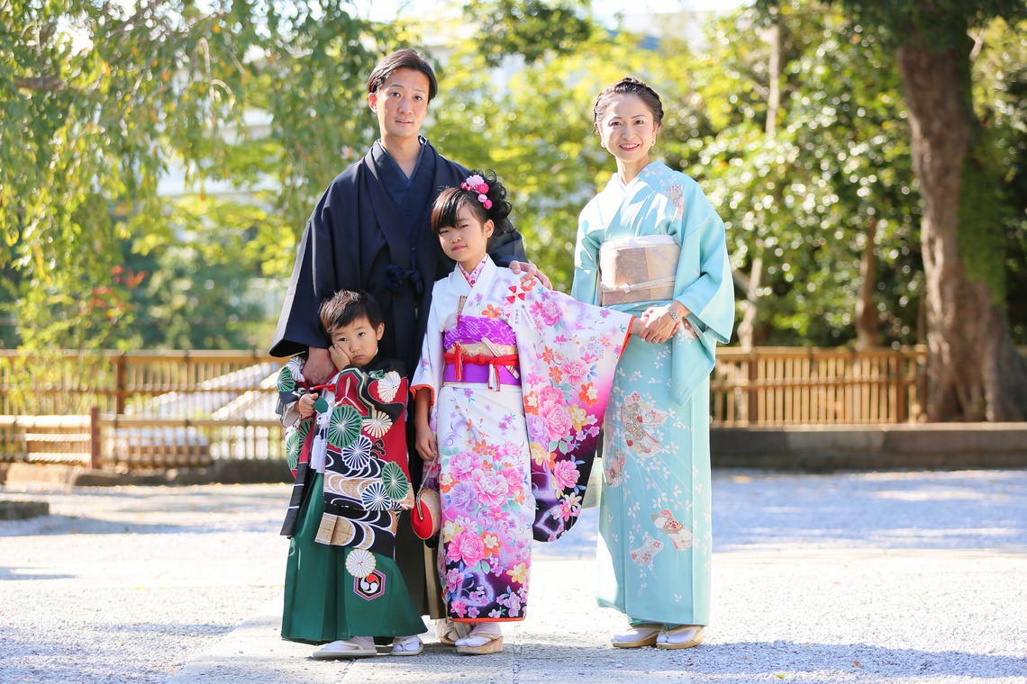 出張撮影　FotoMatograph　間藤　恒が出張撮影した家族写真(キッズ,ベビーフォト)などが写った「20.10.26-横山様　熊野神社」の家族写真