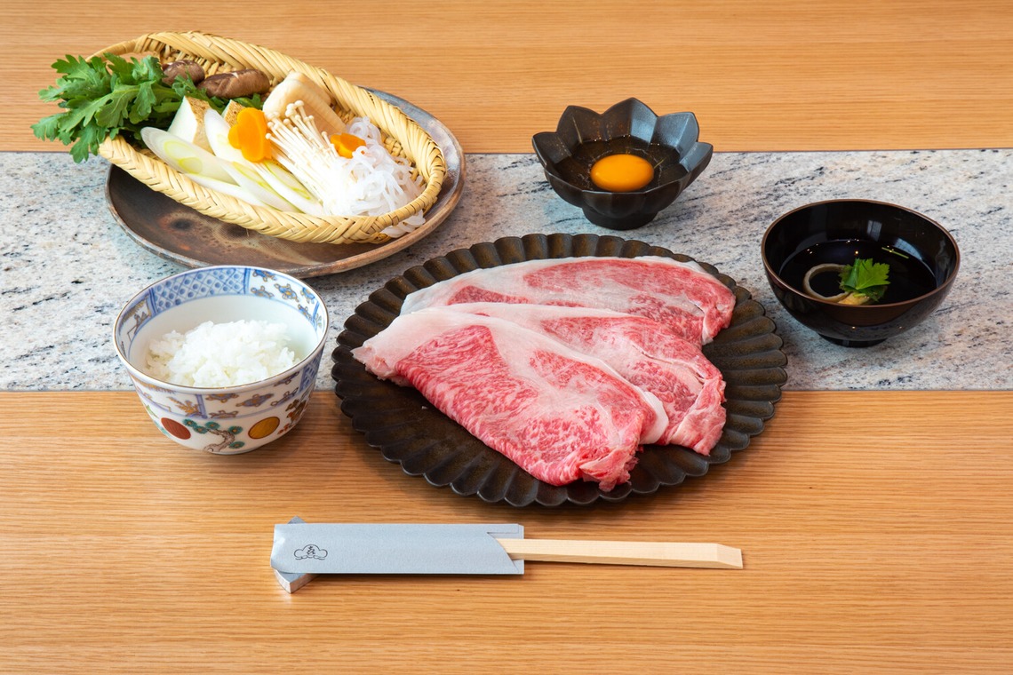 Yusuke Usuiが撮影した写真のアルバム「鎌倉　すき焼き店」