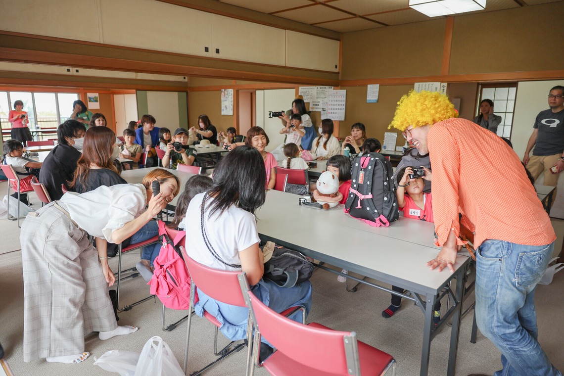 ちずカメラが撮影した「写真家　橘田龍馬さんの子供写真教室の様子」の写真