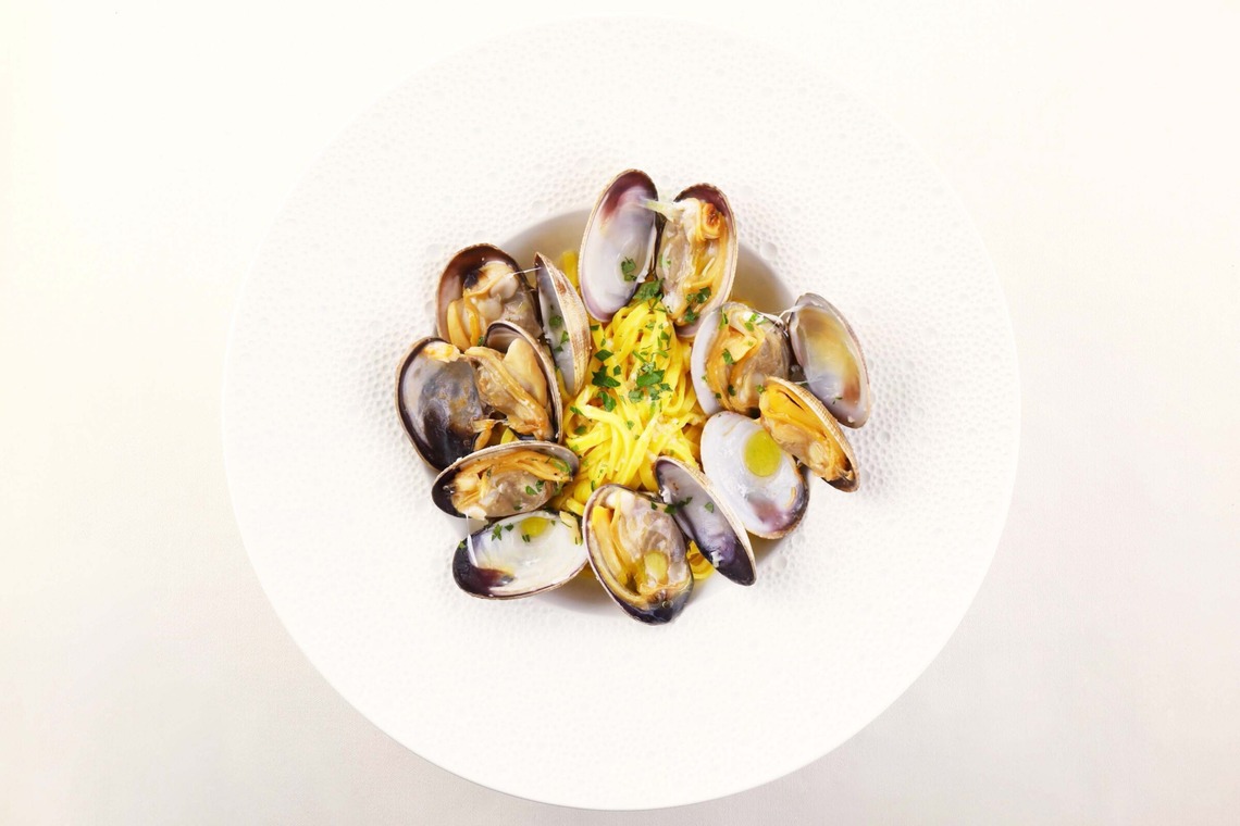 森安　照が撮影した「真俯瞰・ヨリ・集合」の写真