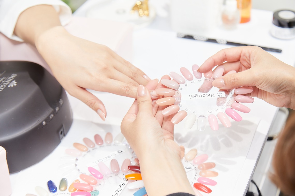 奥野由記が撮影した写真のアルバム「ネイルサロン撮影」