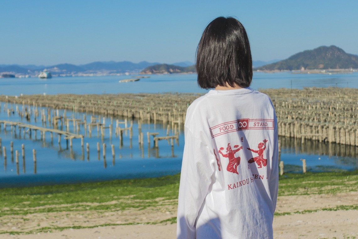 心綴フィルムが撮影した「邂逅飯店オリジナルTシャツ宣材写真」の写真