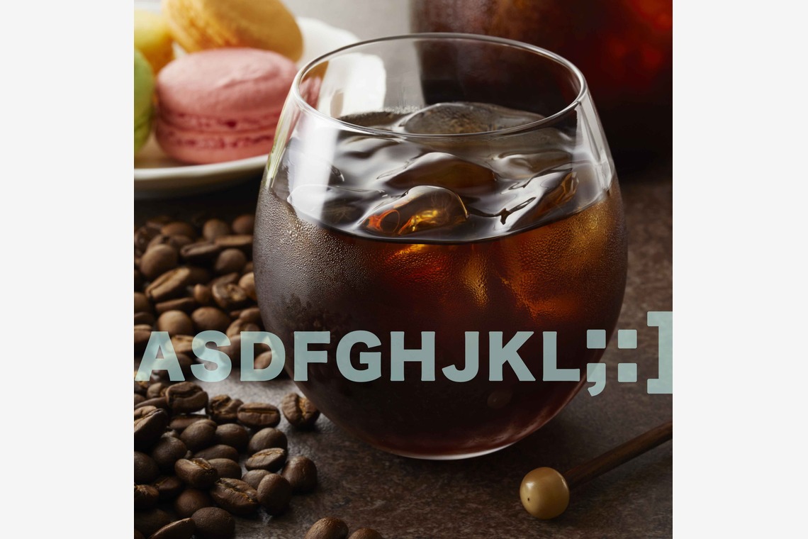 西原毅が撮影した写真のアルバム「ドリンク」