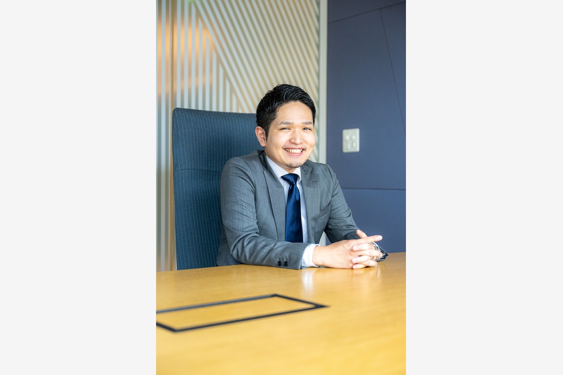 吉田佳央が撮影した「IT企業様 HP用撮影」の写真