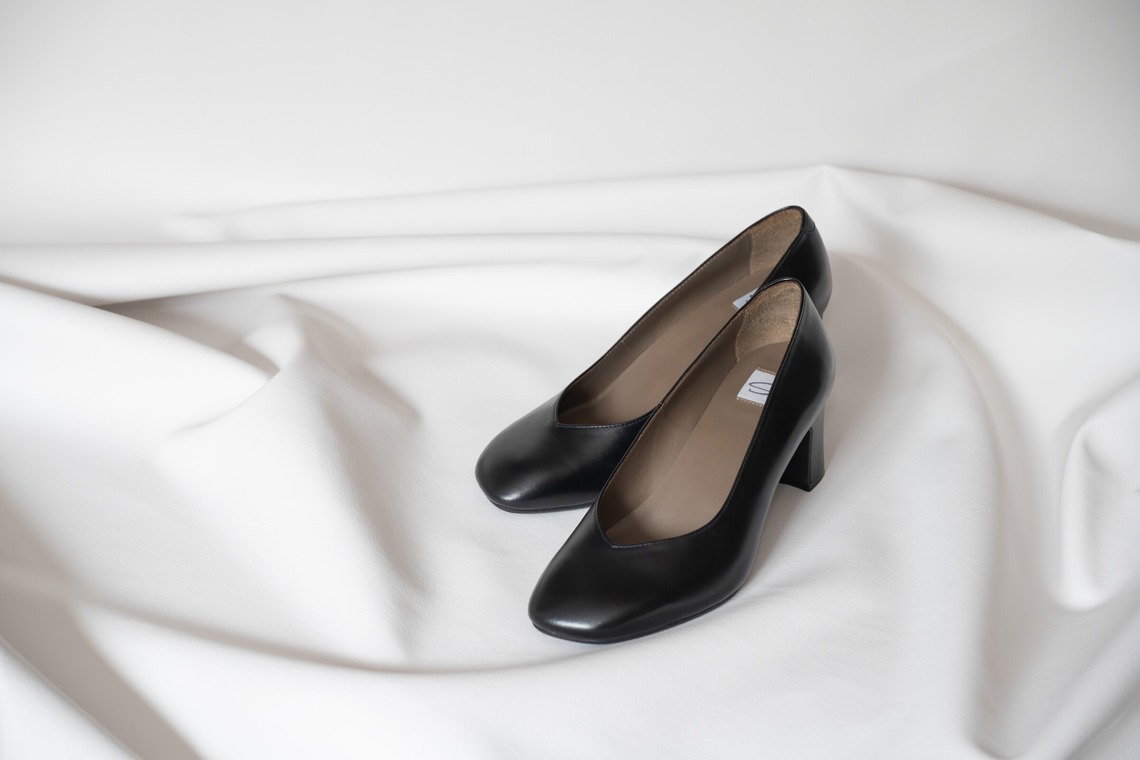 Batz Photoが撮影した写真のアルバム「パンプス物撮り」