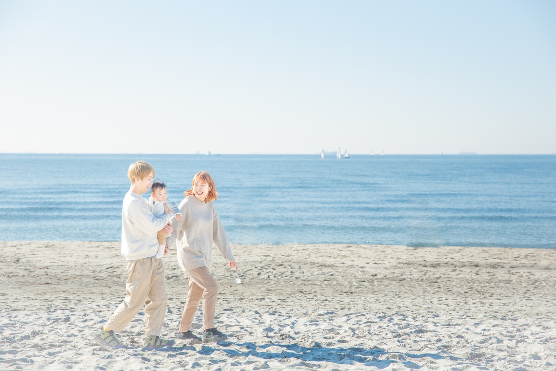 今泉秀樹が出張撮影した家族写真(キッズ,ベビーフォト)などが写った「稲毛海岸」の家族写真
