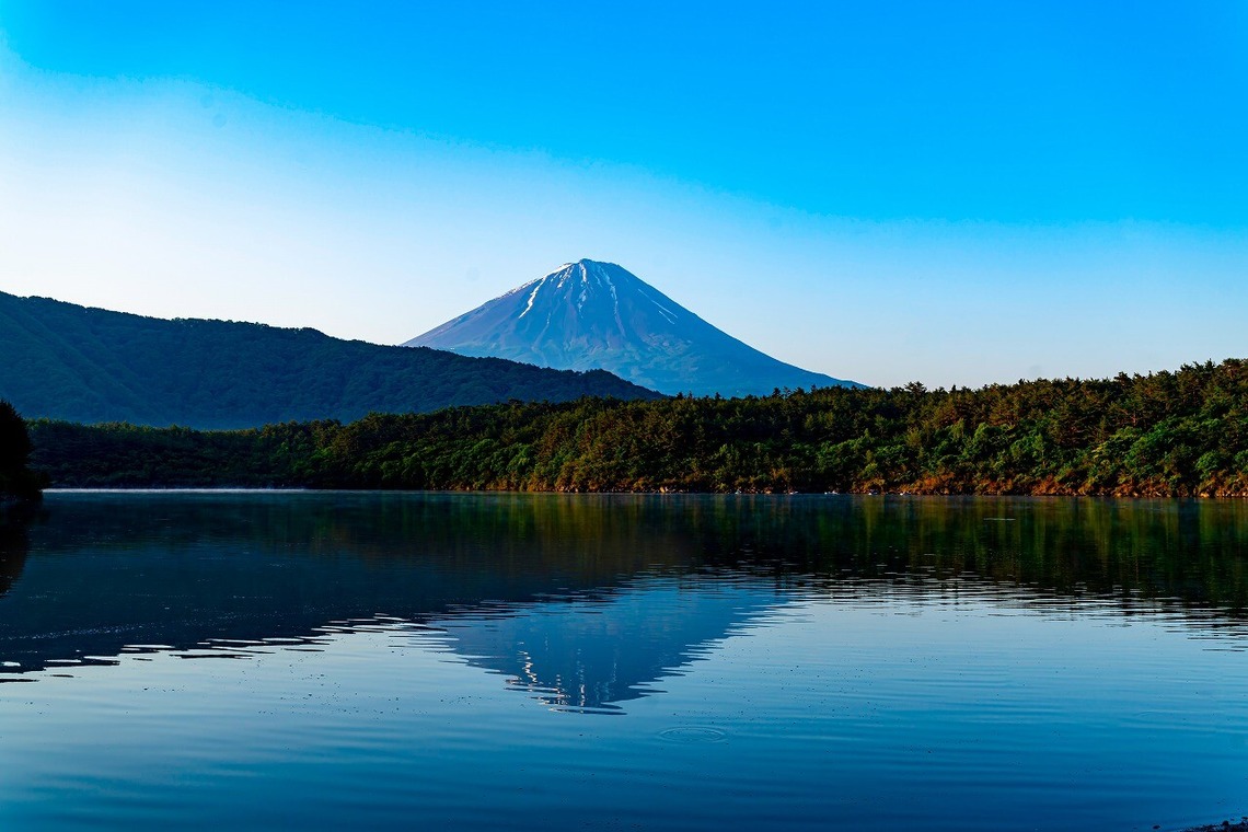 レオン・スナップサービスが撮影した旅行先の記念撮影のアルバム「富士山」