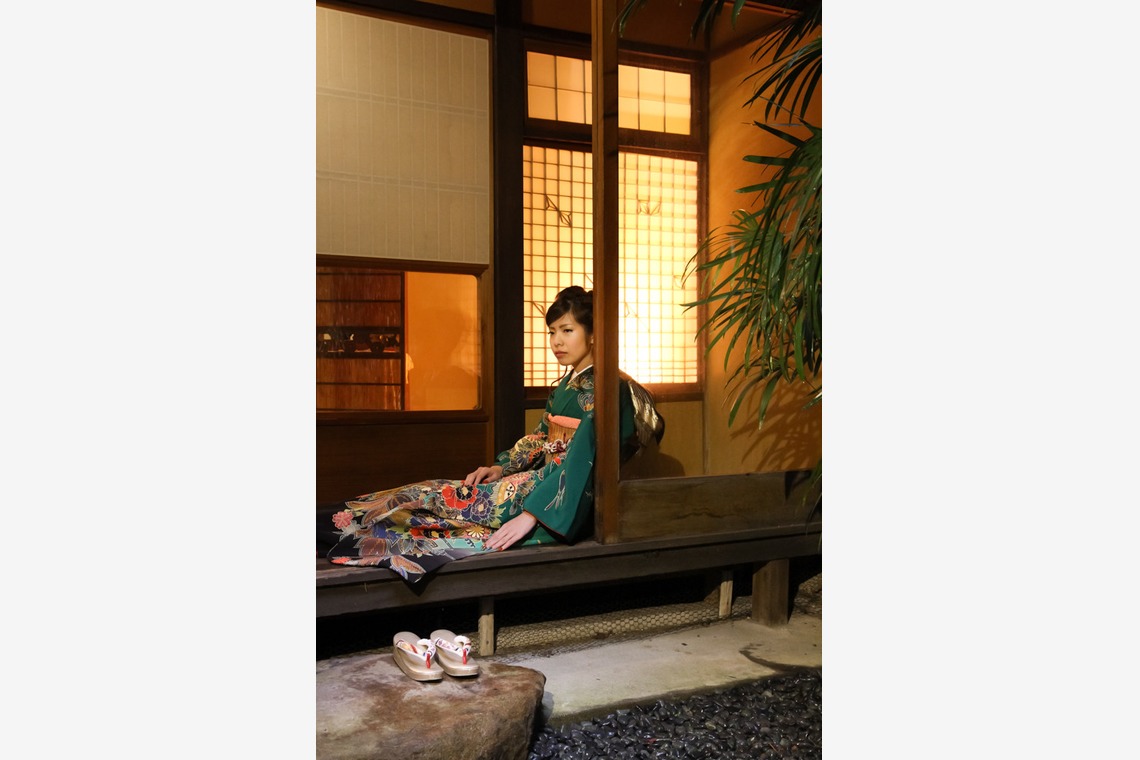 スマイルハンターが出張撮影した家族写真(キッズ,ベビーフォト)などが写った「成人式フォト」の家族写真