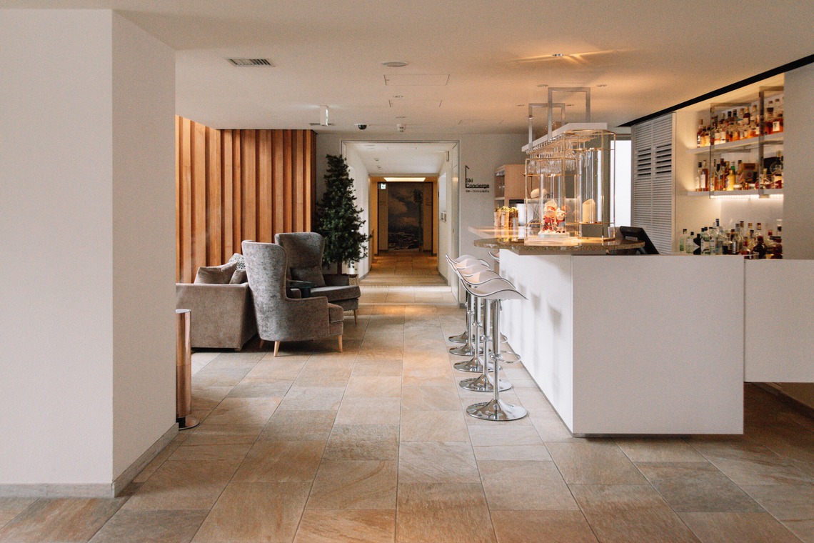 鈴木英治が撮影した写真のアルバム「外観・内装」