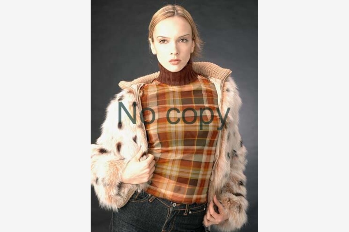 有限会社フリーディメンション　田中勝巳が撮影した写真のアルバム「宣材写真、プロフィール写真」