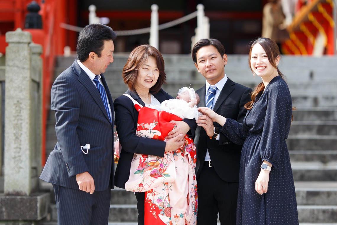 中井企画が撮影した家族写真の出張撮影のアルバム「お宮参り」