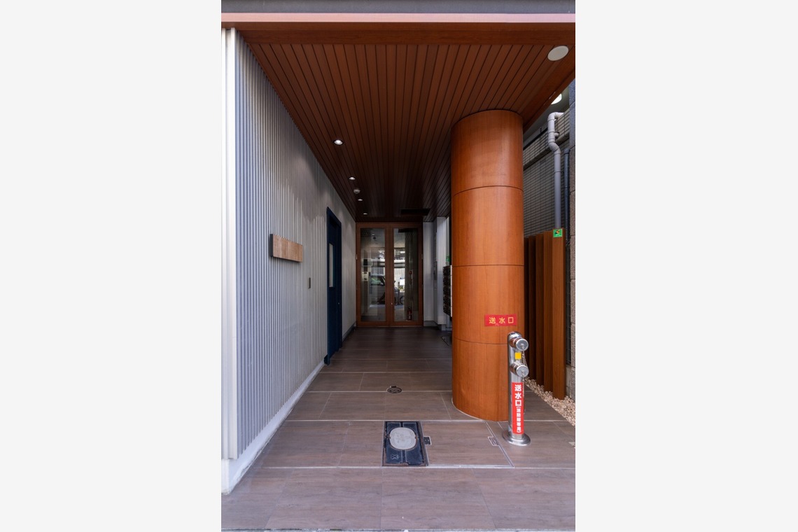 石場慎一郎が撮影した写真のアルバム「店舗・不動産写真」