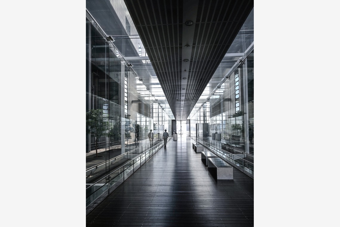 菅悠生が撮影した写真のアルバム「屋内」