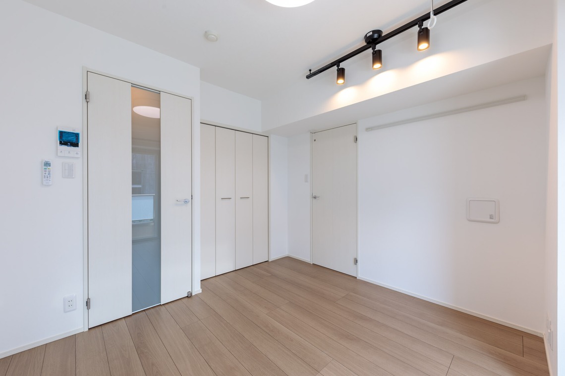 中村一人が撮影した「新築竣工写真；テナントビル（賃貸住戸あり）」の写真