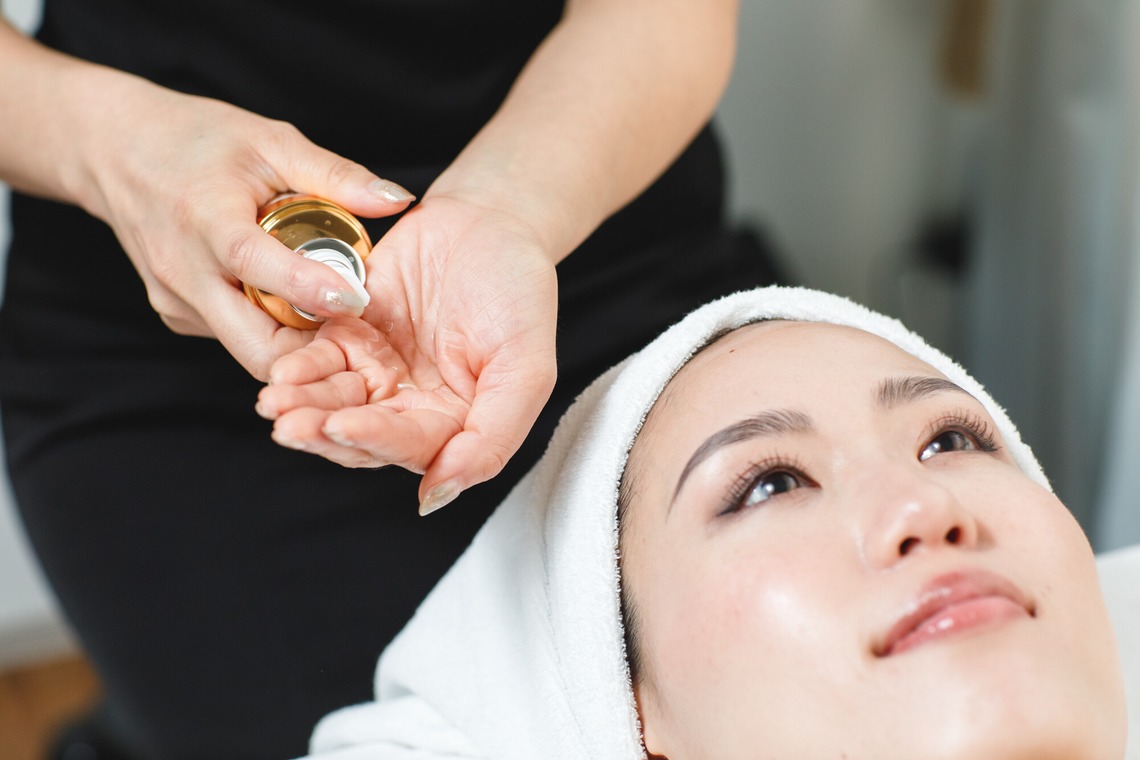 uno e creative act.が撮影した「札幌の隠れ家的美容エステサロン」の写真