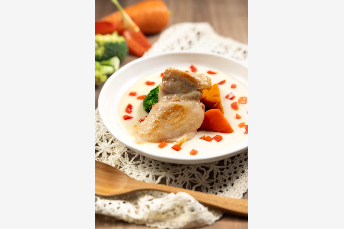 ミヤタカズコが撮影した写真のアルバム「フード写真」