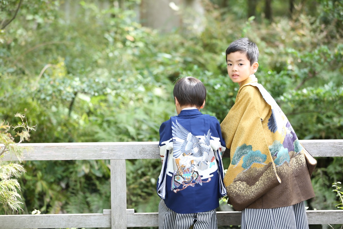 出張撮影HUG TIMEが出張撮影した家族写真(キッズ,ベビーフォト)などが写った「七五三記念撮影＠鎌倉鶴岡八幡宮」の家族写真