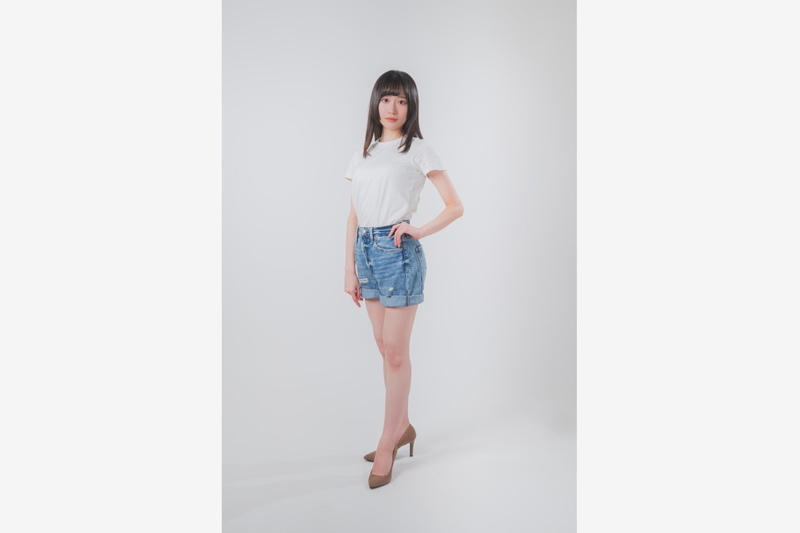 スタジオ日々喜が撮影した写真のアルバム「プロフィール・宣材写真」