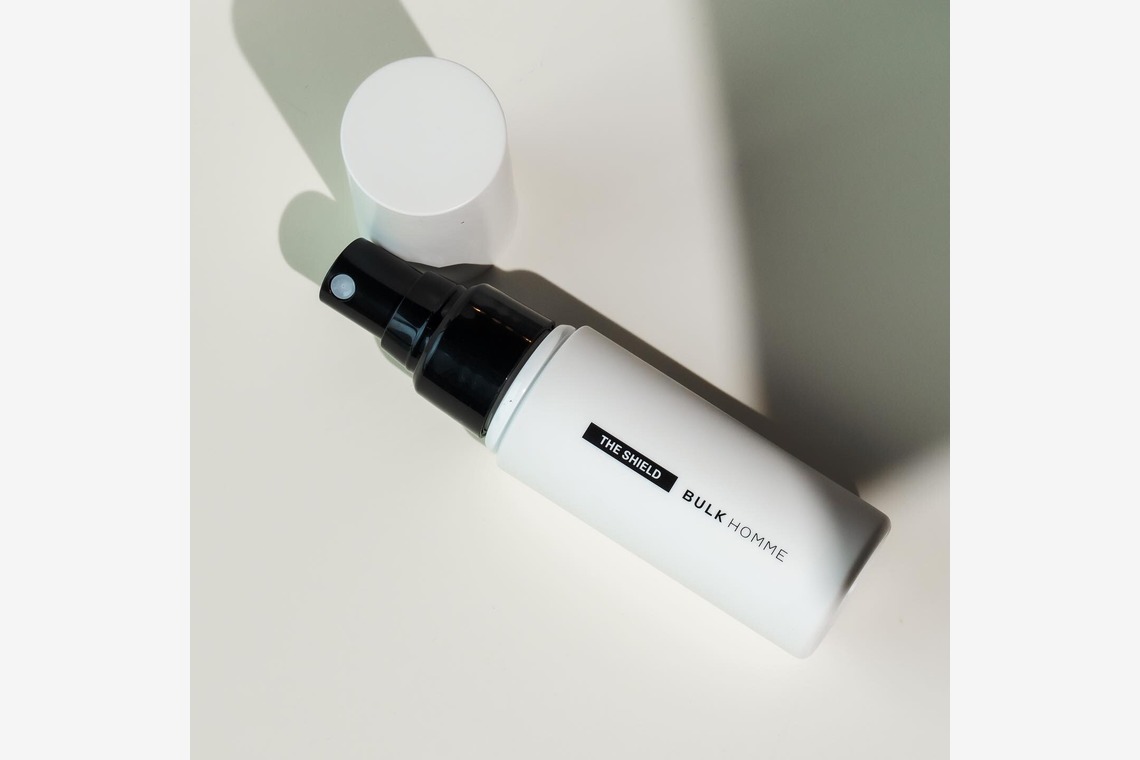 民辻亮介が撮影した写真のアルバム「商品撮影」