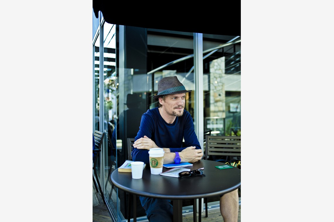 太和皇商事株式会社が撮影した写真のアルバム「ポートレート」