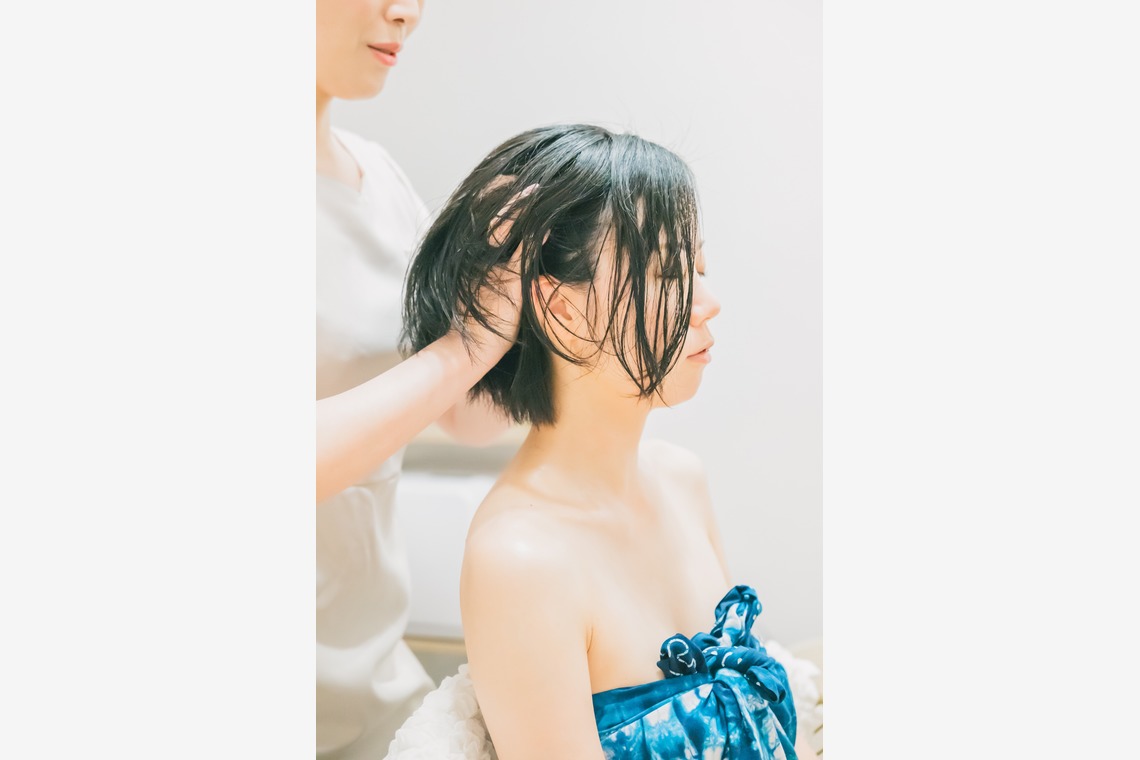 出張撮影 中村まみこが撮影した写真のアルバム「プライベートサロン施術風景」