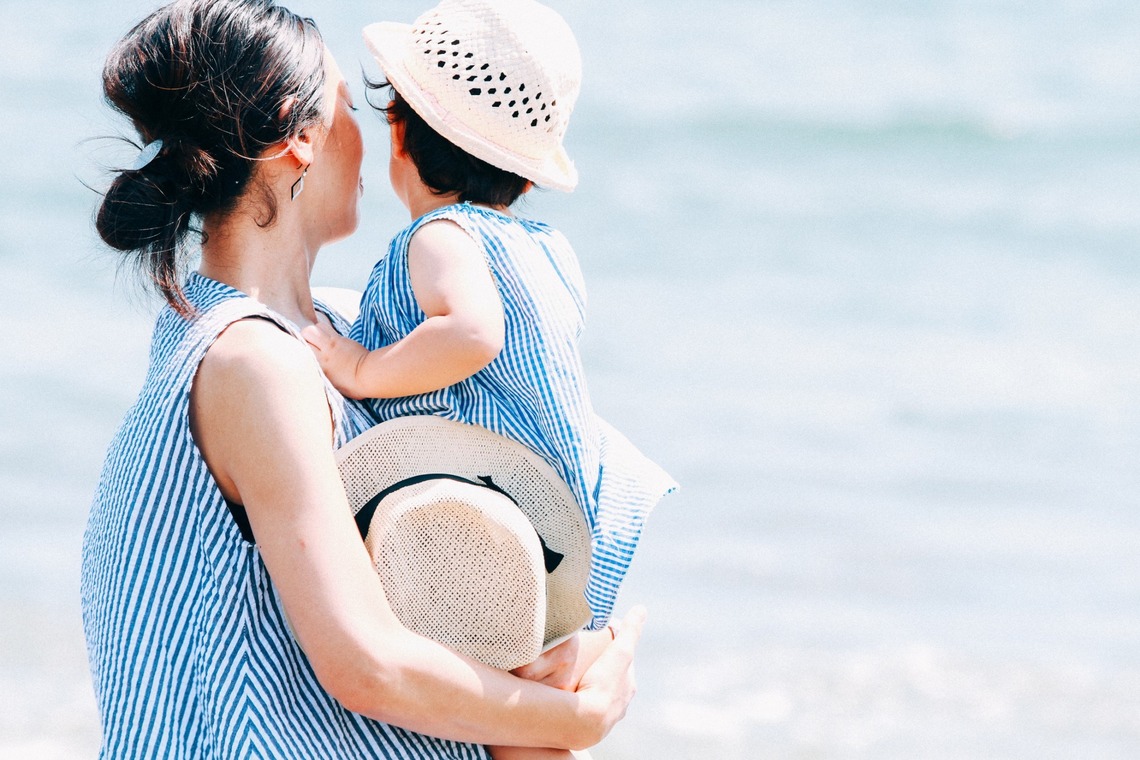 出張撮影HUG TIMEが撮影した「家族写真〜湘南の海にて〜」の写真