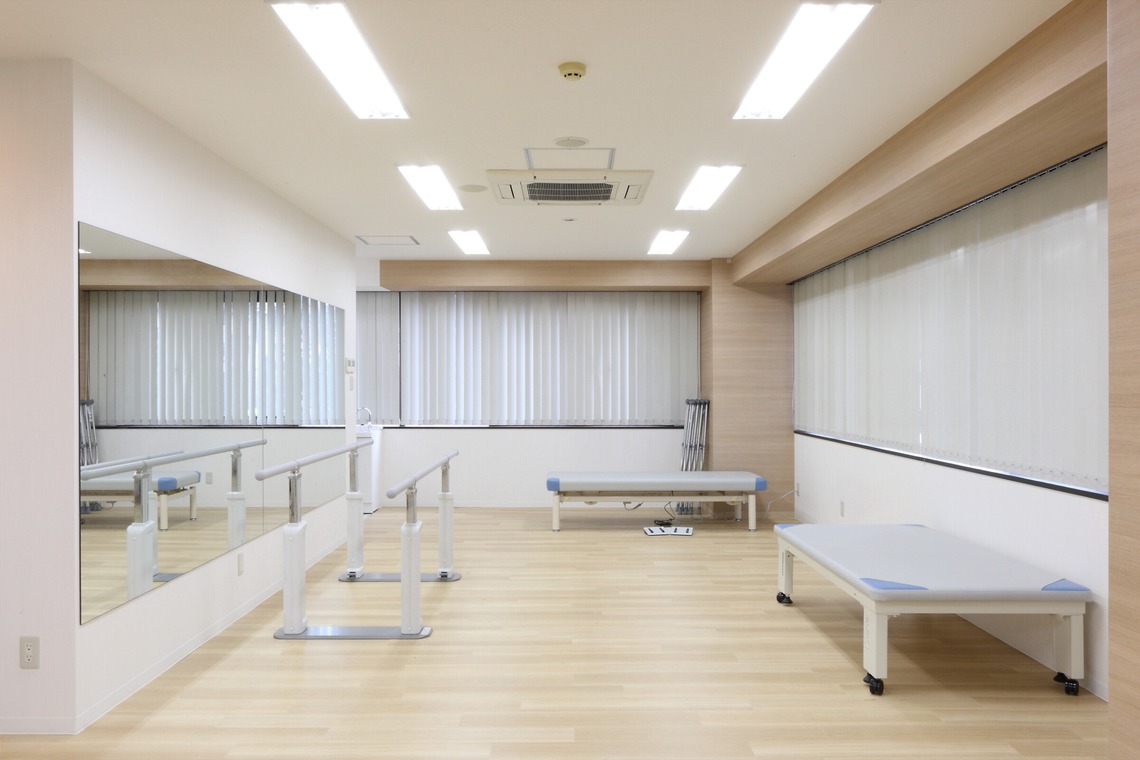 森安　照が撮影した「病院・クリニック（診察室・受付・プロフィール）」の写真